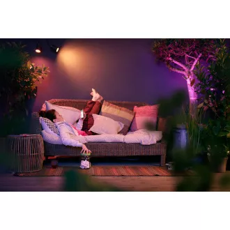 PHILIPS Lily Outdoor Strahler, Hue White und Color Ambiance, 230V, 1x8W integrierte LED, Chrom matt, Auszug (1741530P7)