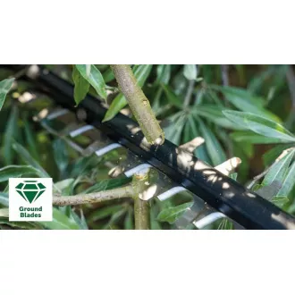 BOSCH UniversalHedgeCut 18V-50, Akku-Schere, 18 V, Blattlänge 50 cm, Zahnteilung 20 mm, Akku 2,5 Ah