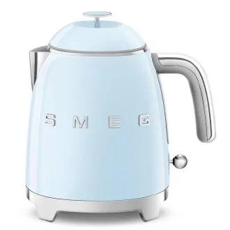 Smeg KLF05PBEU Mini-Wasserkocher, 0,8 l / 3 Tassen, 1400 W, Stil der 50er Jahre, pastellblau Smeg KLF05PBEU Mini-Wasserkocher, 0,8 l / 3 Tassen, 1400 W, Stil der 50er Jahre, pastellblau