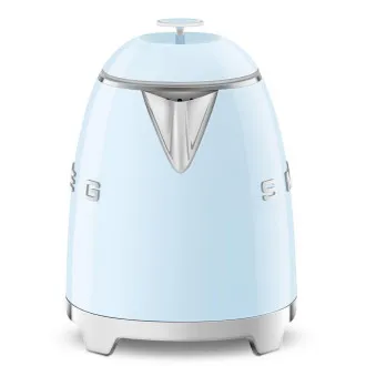 Smeg KLF05PBEU Mini-Wasserkocher, 0,8 l / 3 Tassen, 1400 W, Stil der 50er Jahre, pastellblau Smeg KLF05PBEU Mini-Wasserkocher, 0,8 l / 3 Tassen, 1400 W, Stil der 50er Jahre, pastellblau