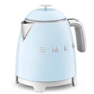 Smeg KLF05PBEU Mini-Wasserkocher, 0,8 l / 3 Tassen, 1400 W, Stil der 50er Jahre, pastellblau Smeg KLF05PBEU Mini-Wasserkocher, 0,8 l / 3 Tassen, 1400 W, Stil der 50er Jahre, pastellblau
