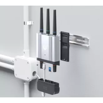 UBNT UMR - Industrieller mobiler Router
