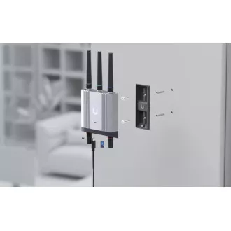 UBNT UMR - Industrieller mobiler Router