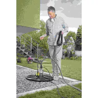 Karcher BP 2 Zisternen-Tauchdruckpumpe, 800 W, 5700 l/h, Eintauchtiefe 7 m, eingebauter Vorfilter Karcher BP 2 Zisternen-Tauchdruckpumpe, 800 W, 5700 l/h, Eintauchtiefe 7 m, eingebauter Vorfilter