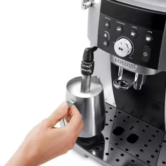 DeLonghi Magnifica S Smart ECAM 250.23.SB Kaffeevollautomat, 1450 W, 15 bar, integriertes Mahlwerk, silber