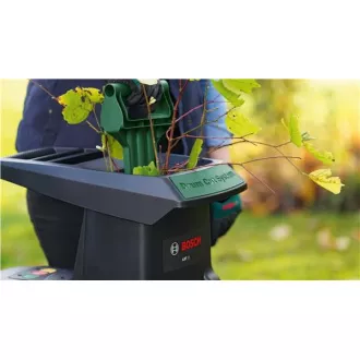 BOSCH AXT 25 D, leiser Komposter, 2.500 W, Schnittleistung, max. Astdurchmesser 40 mm BOSCH AXT 25 D, leiser Komposter, 2.500 W, Schnittleistung, max. Astdurchmesser 40 mm