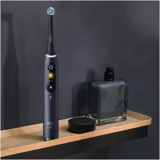 Elektrische Zahnbürste Oral-B iO8 Black Onyx, magnetisch, 6 Betriebsarten, Timer, Drucksensor, Etui, schwarz
