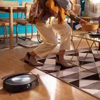 iRobot Roomba Combo j7 Staubsaugerroboter mit Mopp, HEPA-Filter, automatisches Aufladen, automatische Entleerung, vSLAM-Navigation iRobot Roomba Combo j7 Staubsaugerroboter mit Mopp, HEPA-Filter, automatisches Aufladen, automatische Entleerung, vSLAM-Navigation