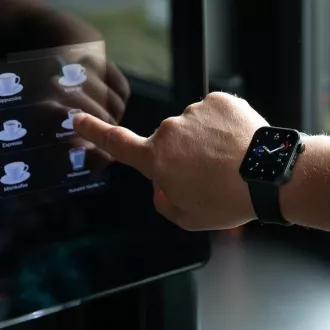 Kendox Life Tracker - intelligente Uhr und Fitnessuhr Kendox Life Tracker - intelligente Uhr und Fitnessuhr
