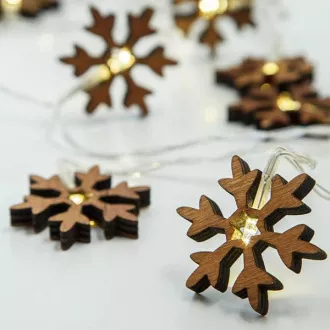 Eurolamp LED-Lichterkette mit Holzschneeflocken, warmweiß, 10 LEDs, 1 Stück
