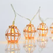 Eurolamp LED-Lichterkette mit goldenen Metall-Laternen, warmweiß, 10 Stück