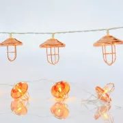 Eurolamp LED-Lichterkette mit goldenen Metall-Laternen, warmweiß, 10 Stück