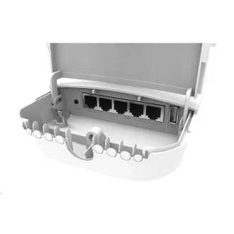 MikroTik RouterBOARD OmniTik 5 ac PoE, 720MHz CPU, 128MB RAM, PoE Ausgang, 5x GLAN, 5GHz Wi-Fi, 2x7.5dBi, 802.11a/n/ac, inkl. L4 MikroTik RouterBOARD OmniTik 5 ac PoE, 720MHz CPU, 128MB RAM, PoE Ausgang, 5x GLAN, 5GHz Wi-Fi, 2x7.5dBi, 802.11a/n/ac, inkl. L4
