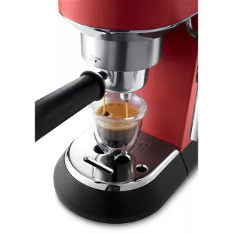 EC685.R ESPRESSO-HEBEL DE'LONGHI