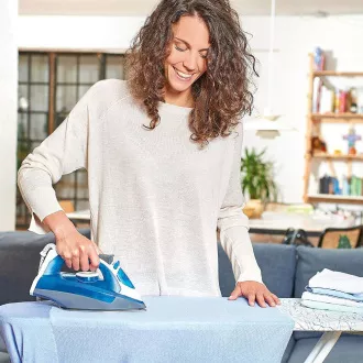 BXIR2200E DAMPF. BLACK & DECKER Bügeleisen