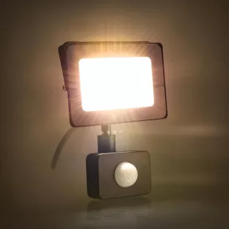 RSL 246 LED-Strahler 10W 4000K PIR RETLUX