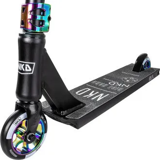 Freestyle-Roller NKD Rally V4 Schwarz Regenbogen Freestyle-Roller NKD Rally V4 Schwarz Regenbogen