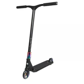 Freestyle-Roller NKD Rizz Stunt, Schwarz und Regenbogen