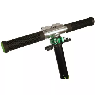 Scooter PB SKULL 2023 mit Ständer, 200mm, schwarz-grün Scooter PB SKULL 2023 mit Ständer, 200mm, schwarz-grün
