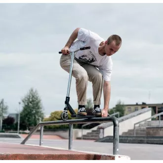 Freestyle-Roller MOVINO Stunt X-Core, Schwarz Mission Freestyle-Roller MOVINO Stunt X-Core, Schwarz Mission