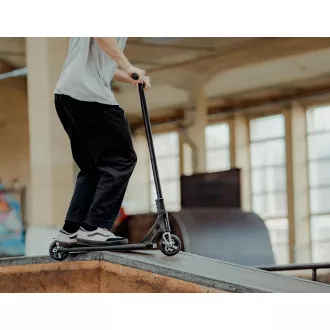 Freestyle-Roller MOVINO Black Mamba Freestyle-Roller MOVINO Black Mamba