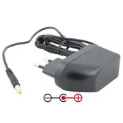 Avacom Universal Power Adapter 12V 2A 24W Stecker 5,5mm x 2,1mm plus Pol in der Mitte