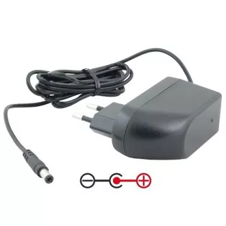 AVACOM Universal Power Adapter 5V 3A 15W Stecker 5,5mm x 2,1mm plus Pol in der Mitte AVACOM Universal Power Adapter 5V 3A 15W Stecker 5,5mm x 2,1mm plus Pol in der Mitte