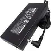 Netzgerät MSI 135W 19,5V (inkl. Netzkabel)