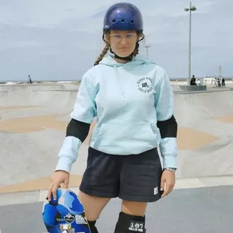 Freestyle Helm NKX Brain Saver, Regenbogen